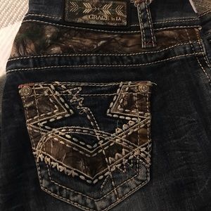 31 x 31 Grace camo skinny jeans